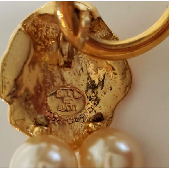 VTG KJL Avon Necklace Lion Head Clasp Faux Pearl 80's Kenneth J. Lane Signed - Picture 10 of 12